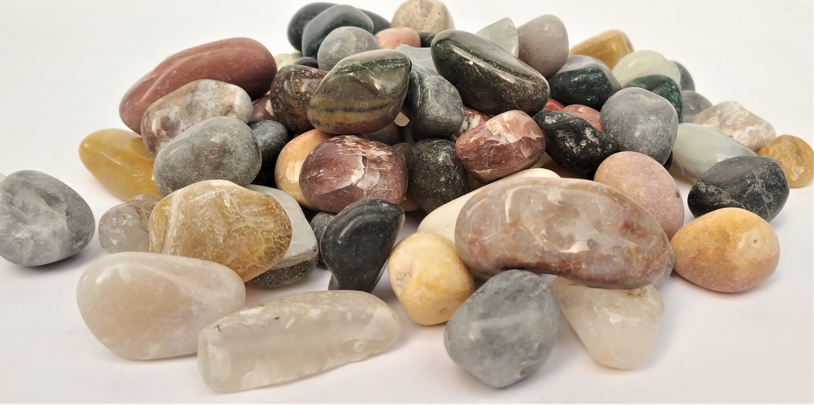 Colorful Natural Pebbles  2 kg Pack for Aquarium Pots Decor Landscaping Mulching and Multipurpose uses